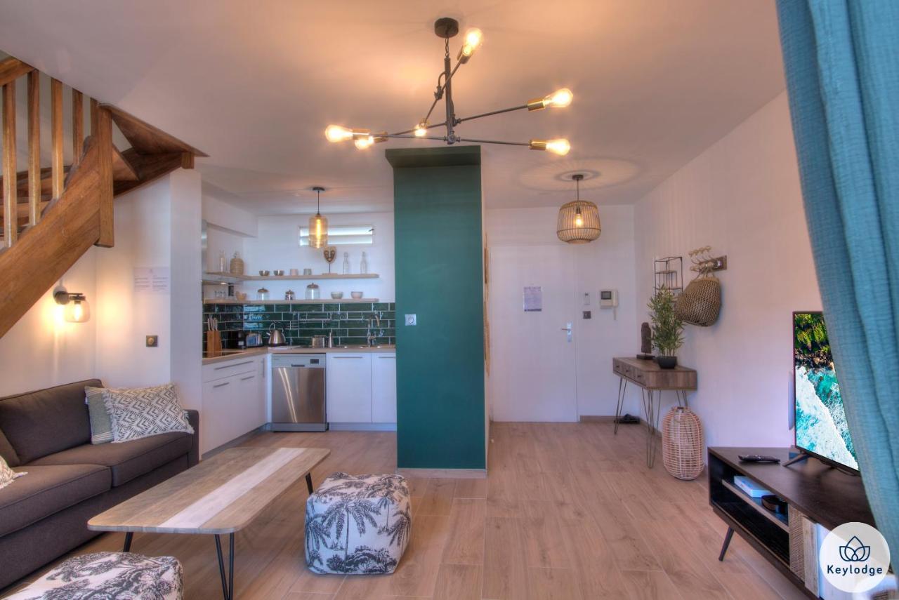 Apt - 4 Pers - Petit Duc - Renove - 44M² - Centre De Mont Rocquefeuil - Saint-Gilles Les Bains Zewnętrze zdjęcie
